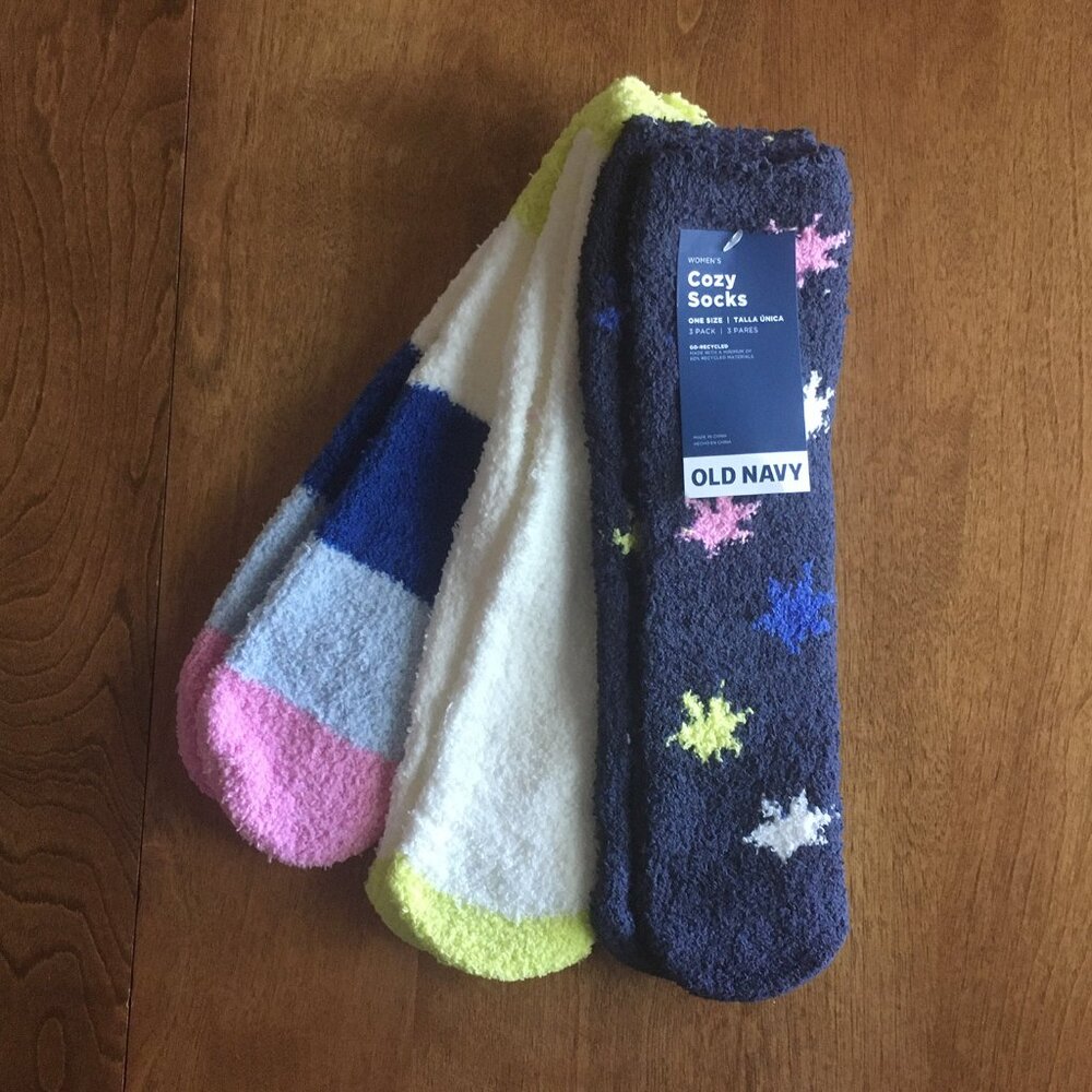 Old Navy cozy socks NWT